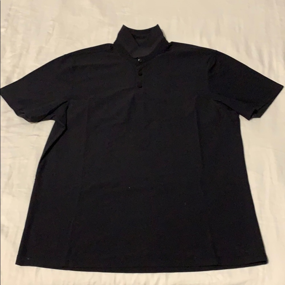 Large lululemon men’s polo shirt black